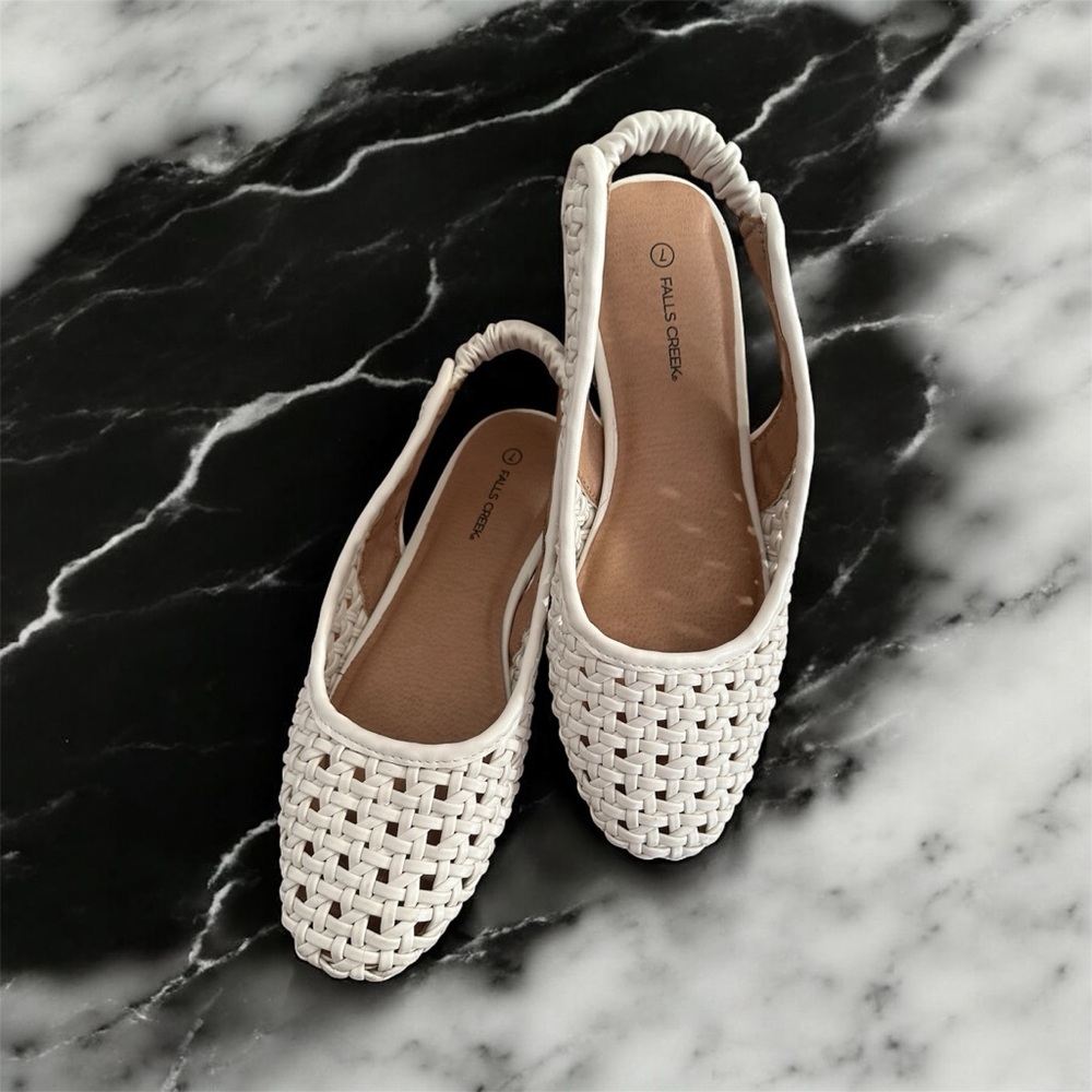 Falls Creek Women's Cream Woven Flats
